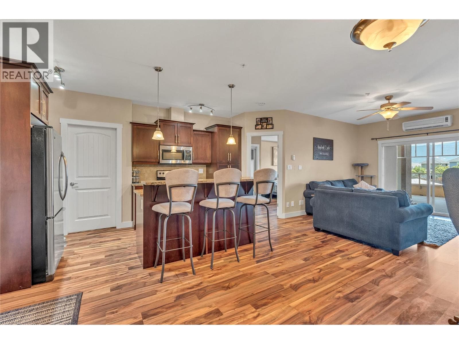 13615 VICTORIA ROAD NORTH UNIT 206, Interior REALTORS® — photo 5