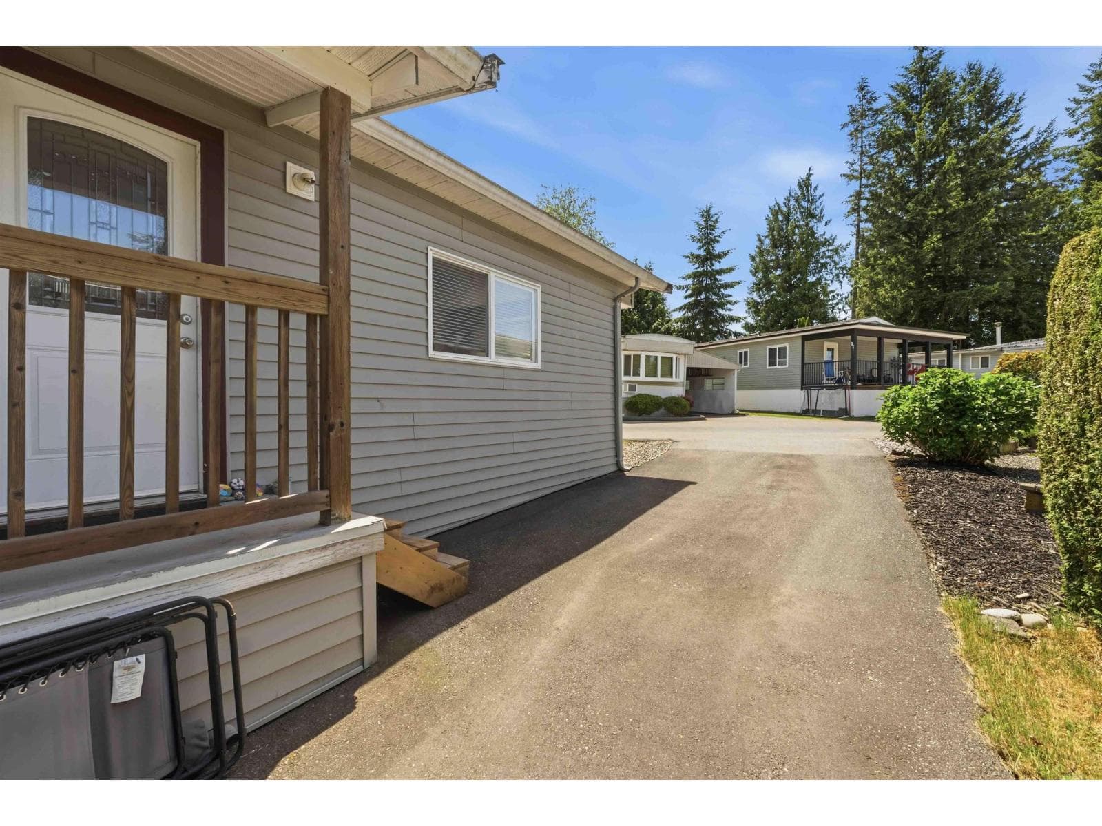 63 24330 FRASER HIGHWAY, Fraser Valley — photo 2