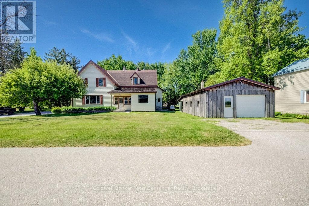 1365 BRUCE ROAD 15 in 