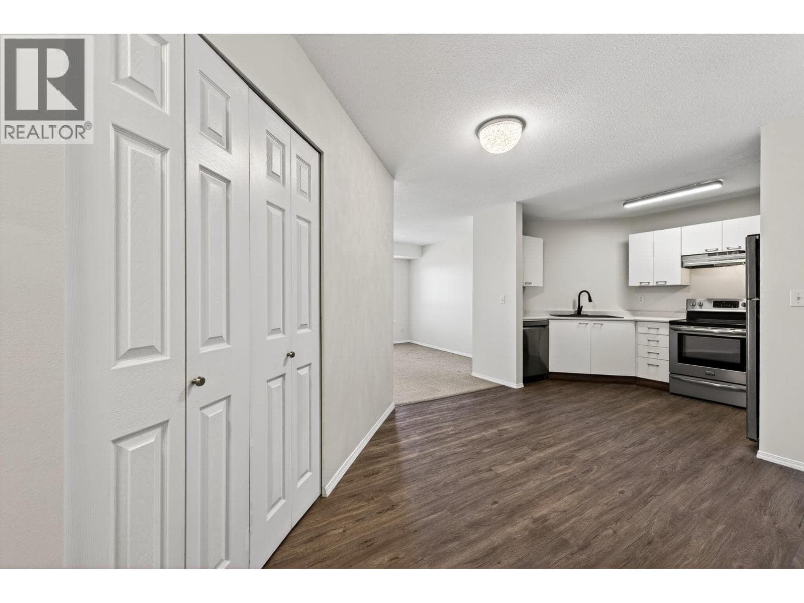629 Lansdowne Street Unit# 605, Interior REALTORS® — photo 5
