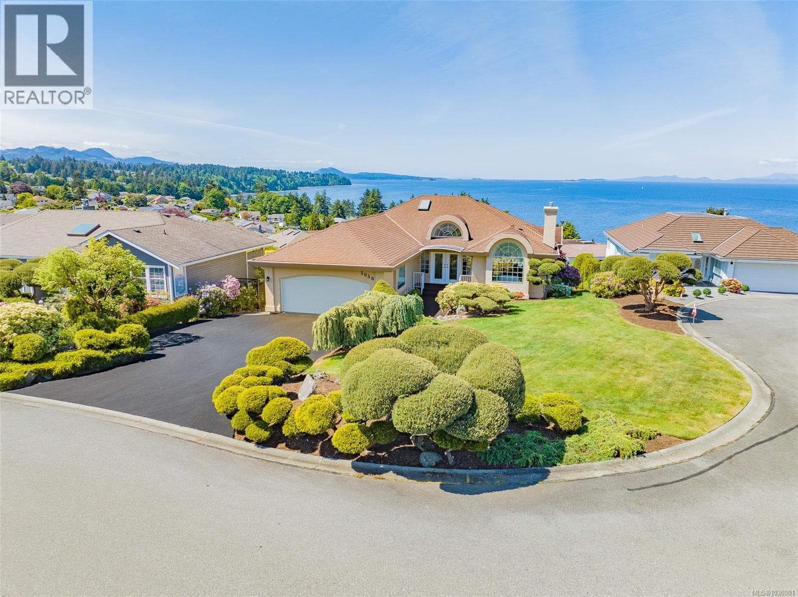 5056 VISTA VIEW CRESCENT, Vancouver Island — photo 2
