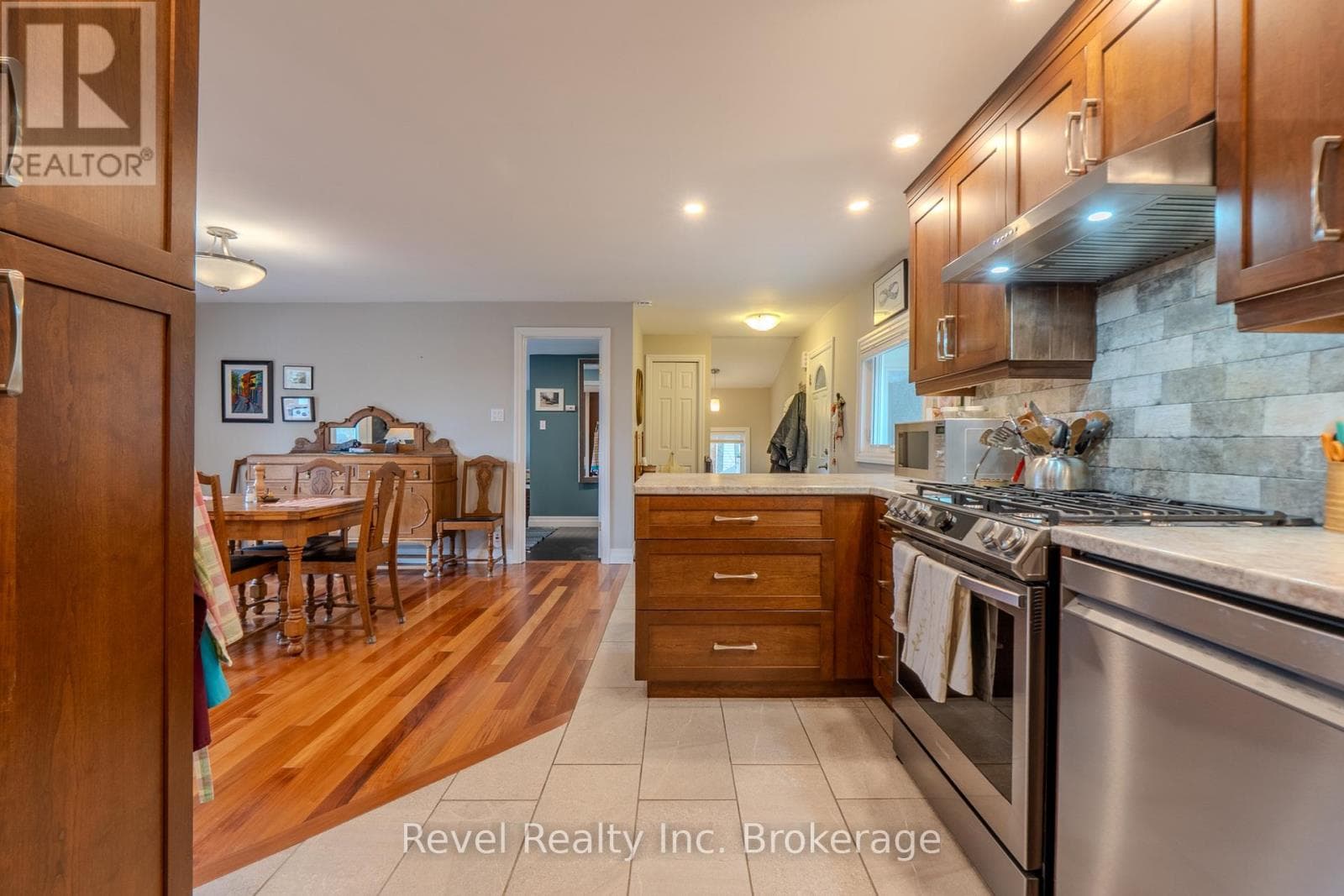 831 SKI CLUB ROAD, North Bay — photo 5