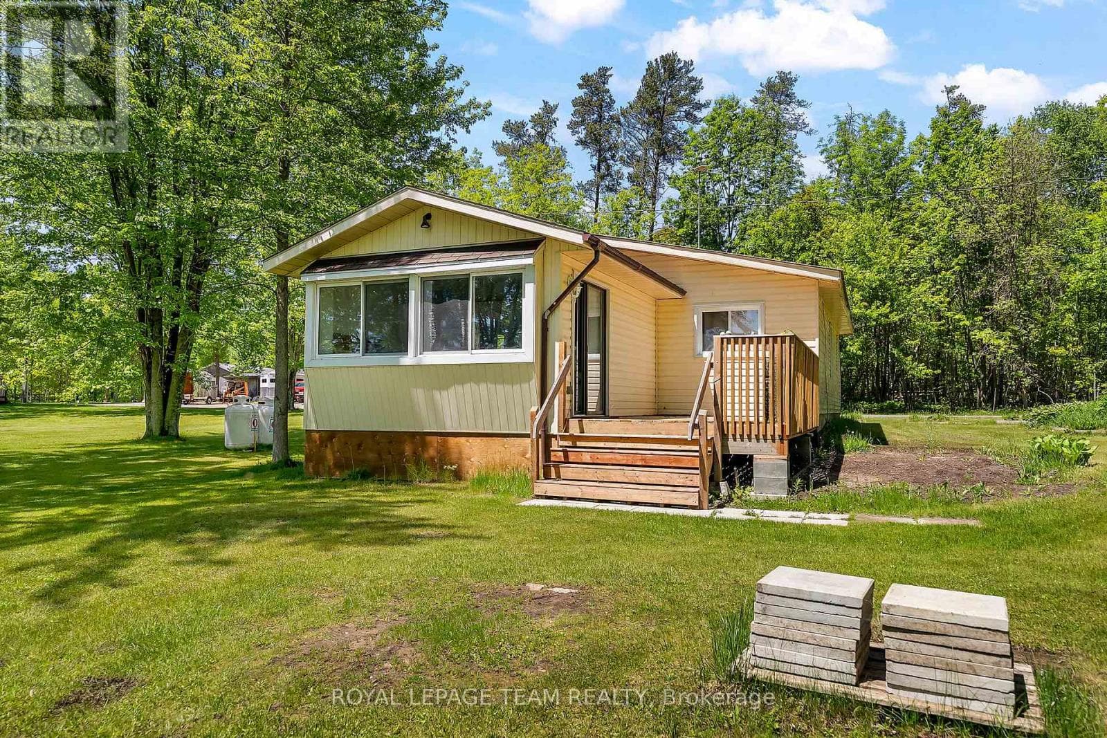 424 HUMMINGBIRD LANE, Ottawa — photo 5