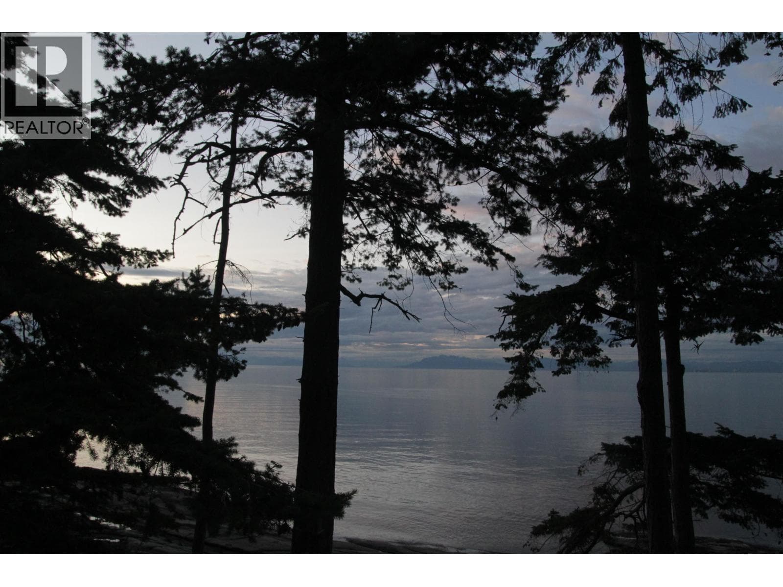 581 BAYVIEW DRIVE, Greater Vancouver — photo 4