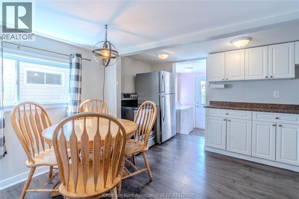 32 Degge STREET, Chatham Kent — photo 5