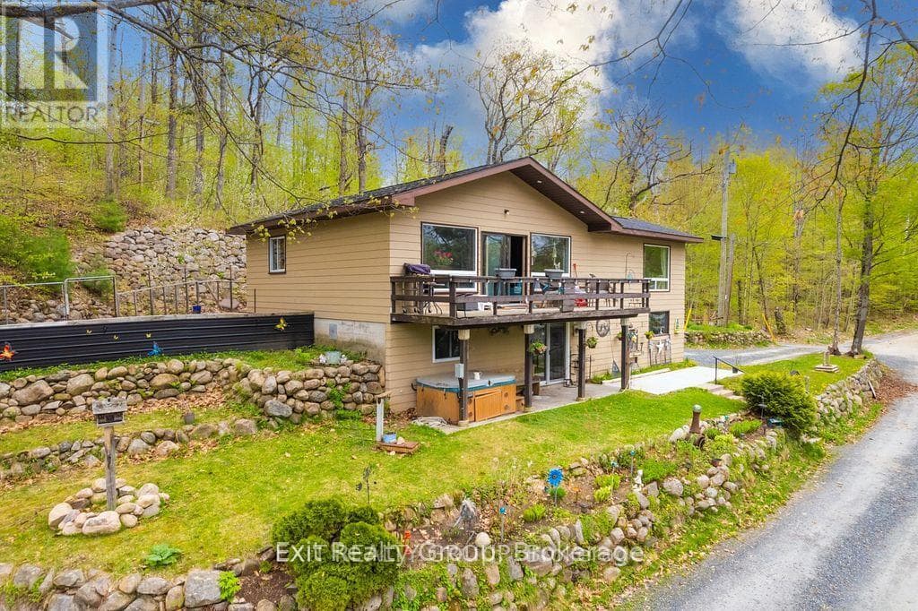 1058 WELLMAN ROAD, Central Lakes — photo 3