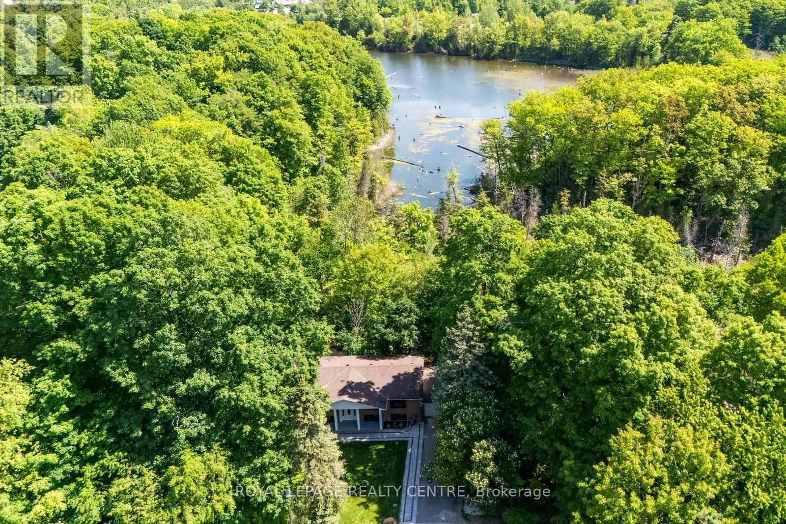 69 GLENDA JANE DRIVE, Toronto — photo 2