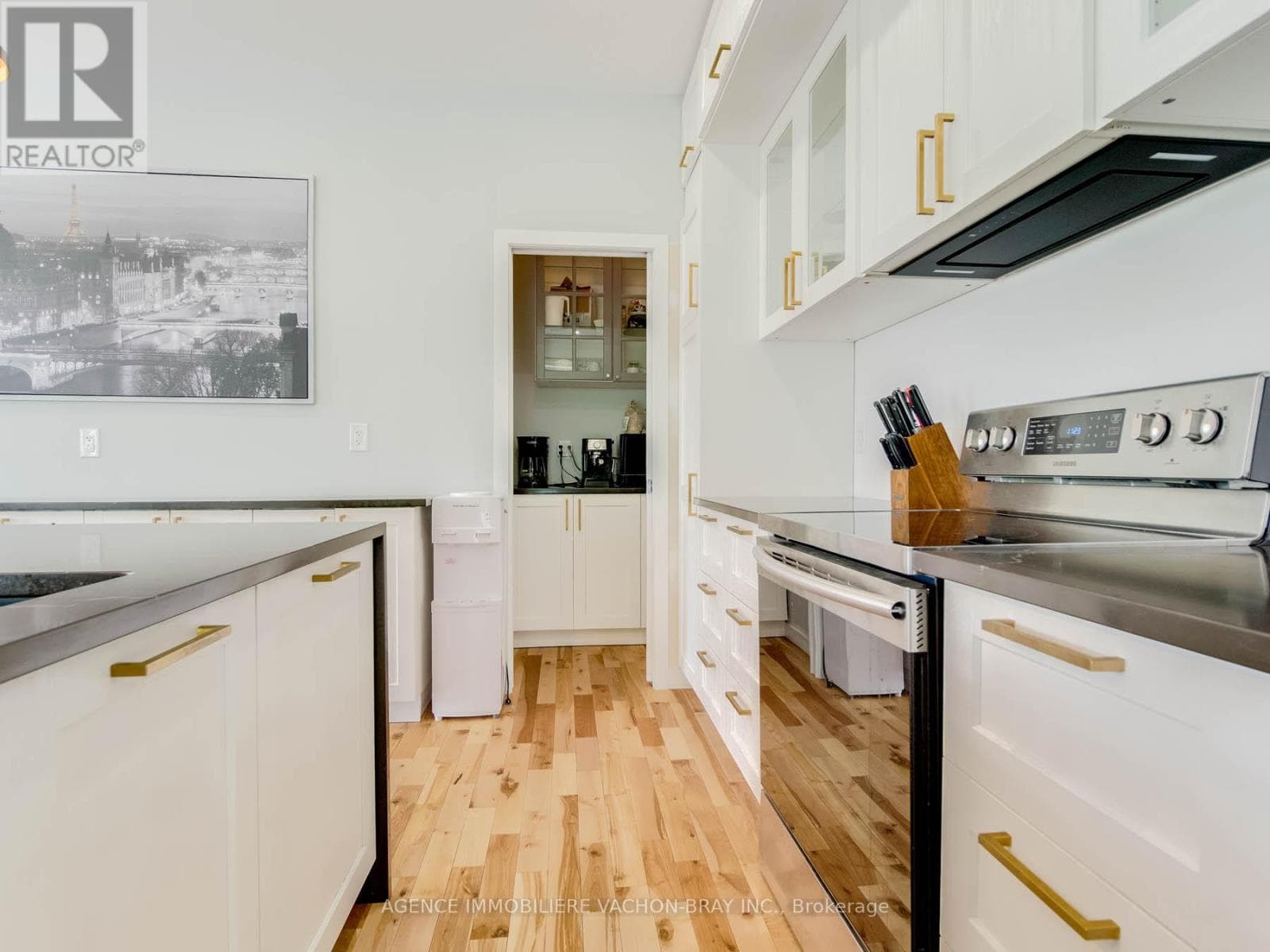 3814 LAKESIDE DRIVE, Cornwall — photo 4