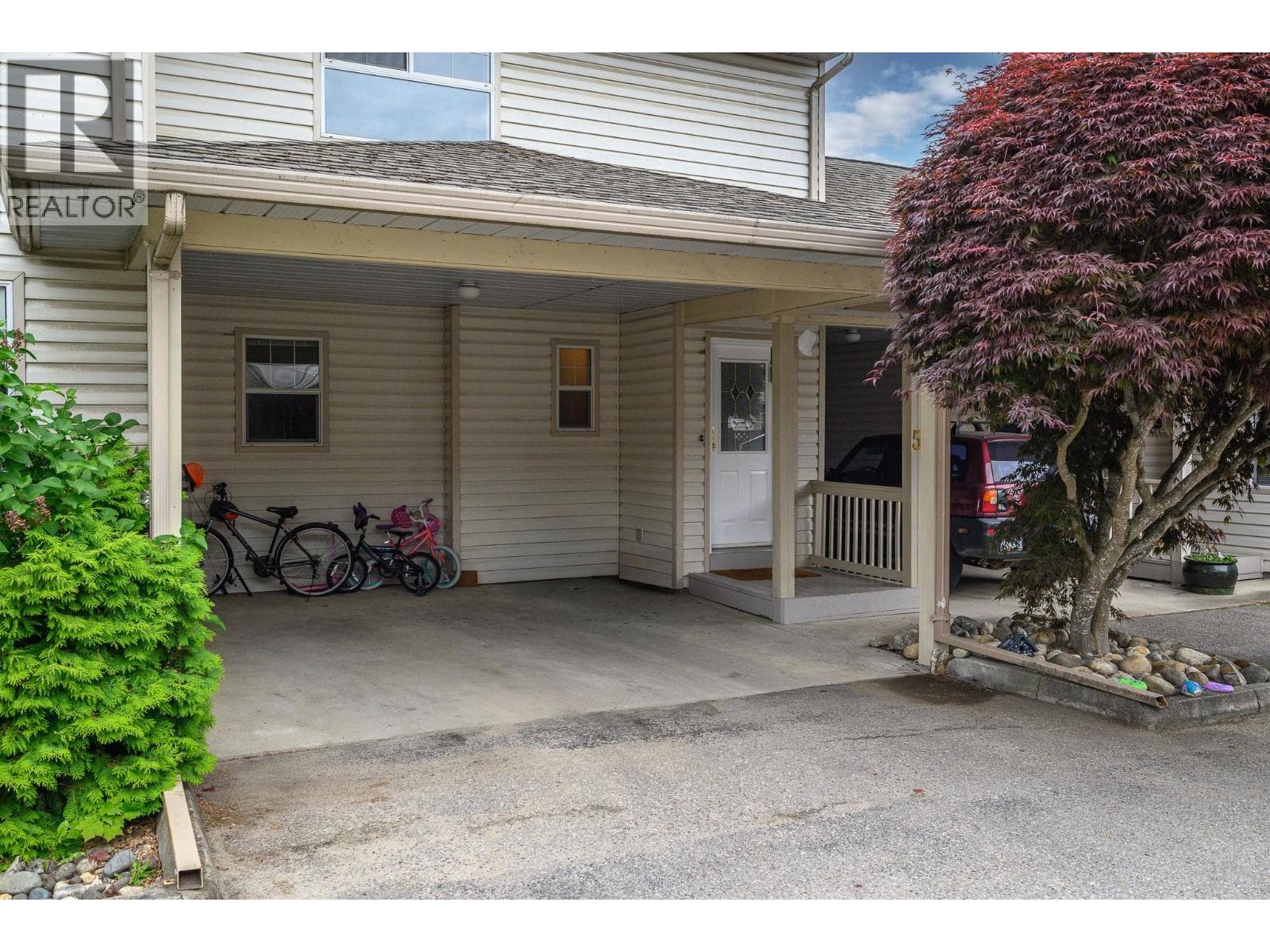 2395 Pleasant Valley Road Unit# 5, Interior REALTORS® — photo 4