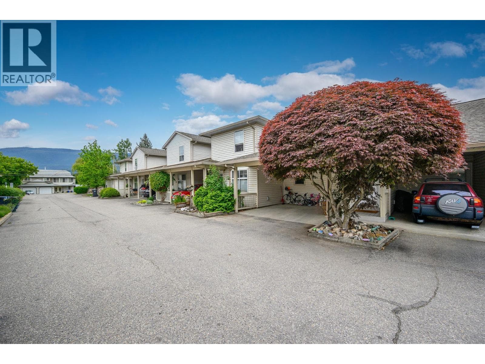 2395 Pleasant Valley Road Unit# 5, Interior REALTORS® — photo 3