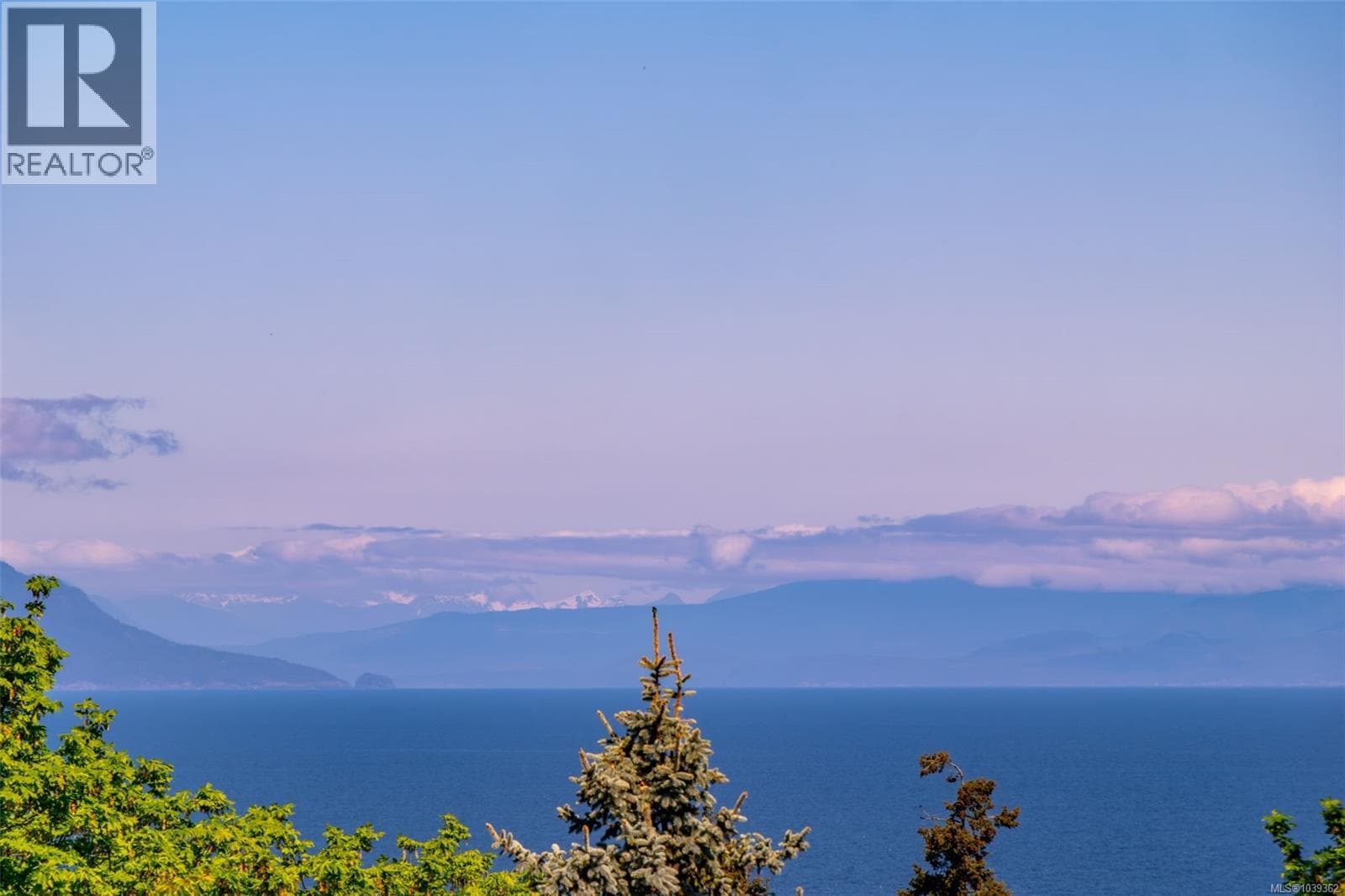 102 5418 Jacobs Lane, Vancouver Island — photo 2