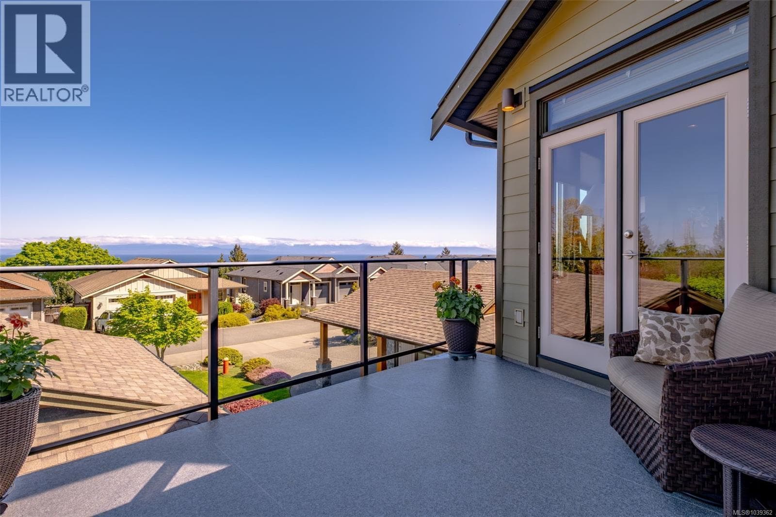 102 5418 Jacobs Lane, Vancouver Island — photo 3