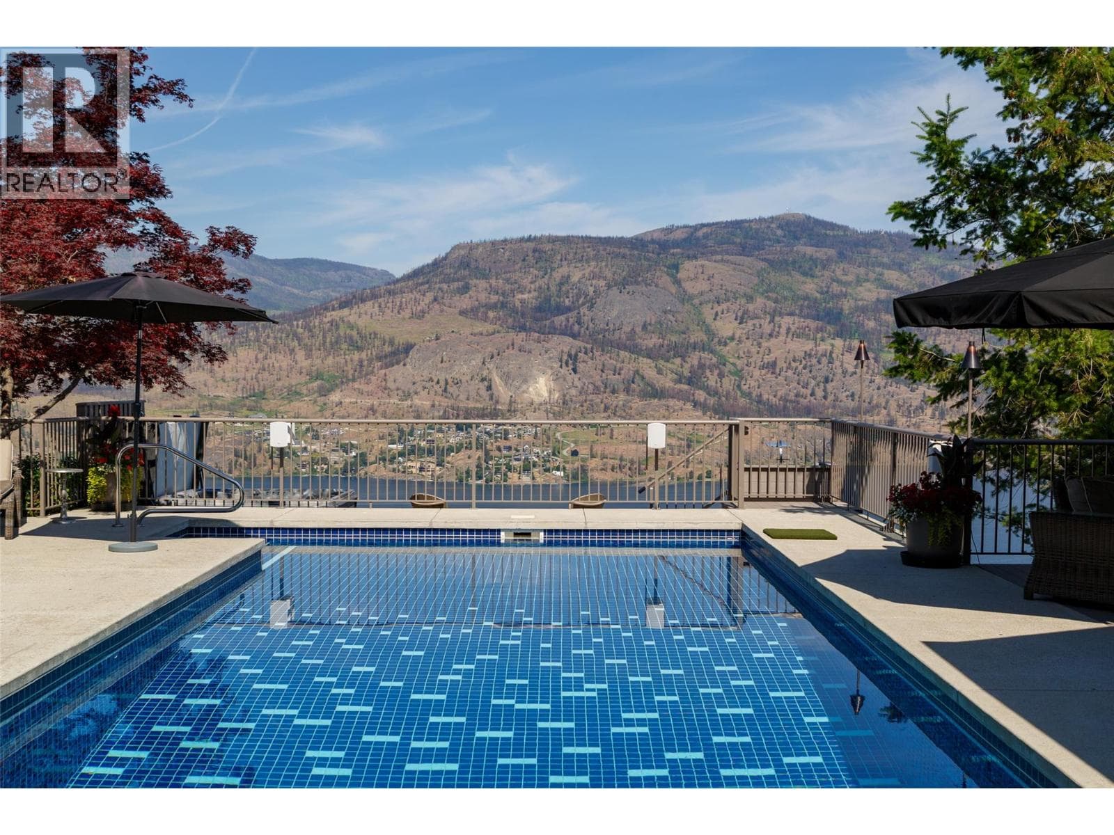 228 CALIBURN COURT, Interior REALTORS® — photo 4