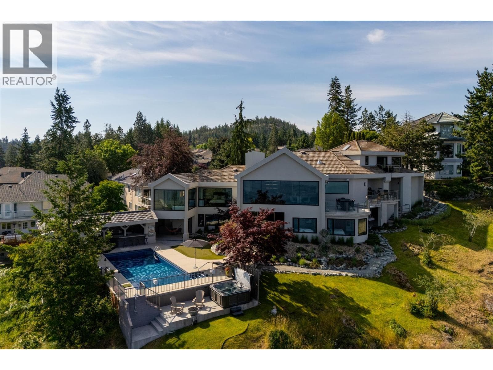 228 CALIBURN COURT, Interior REALTORS® — photo 2