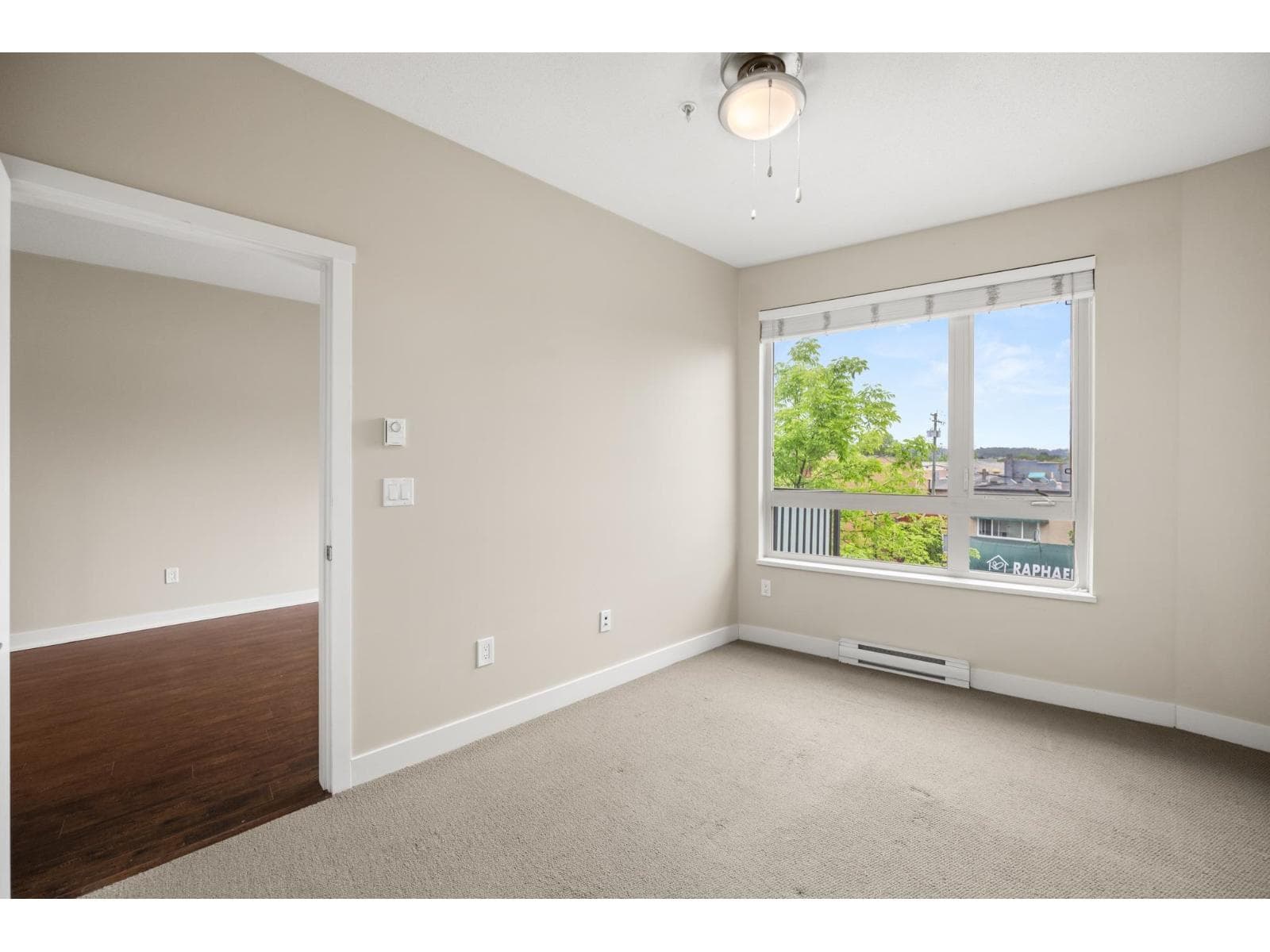 305 20460 DOUGLAS CRESCENT, Fraser Valley — photo 4