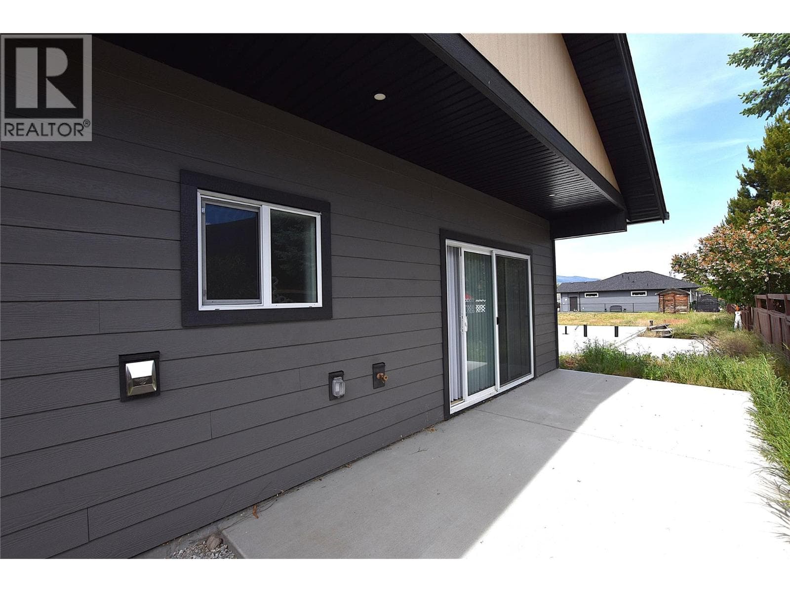 592 NIGHTHAWK AVENUE, Interior REALTORS® — photo 5