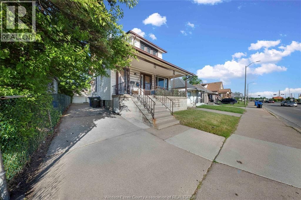 2404 HOWARD AVENUE, Windsor — photo 5