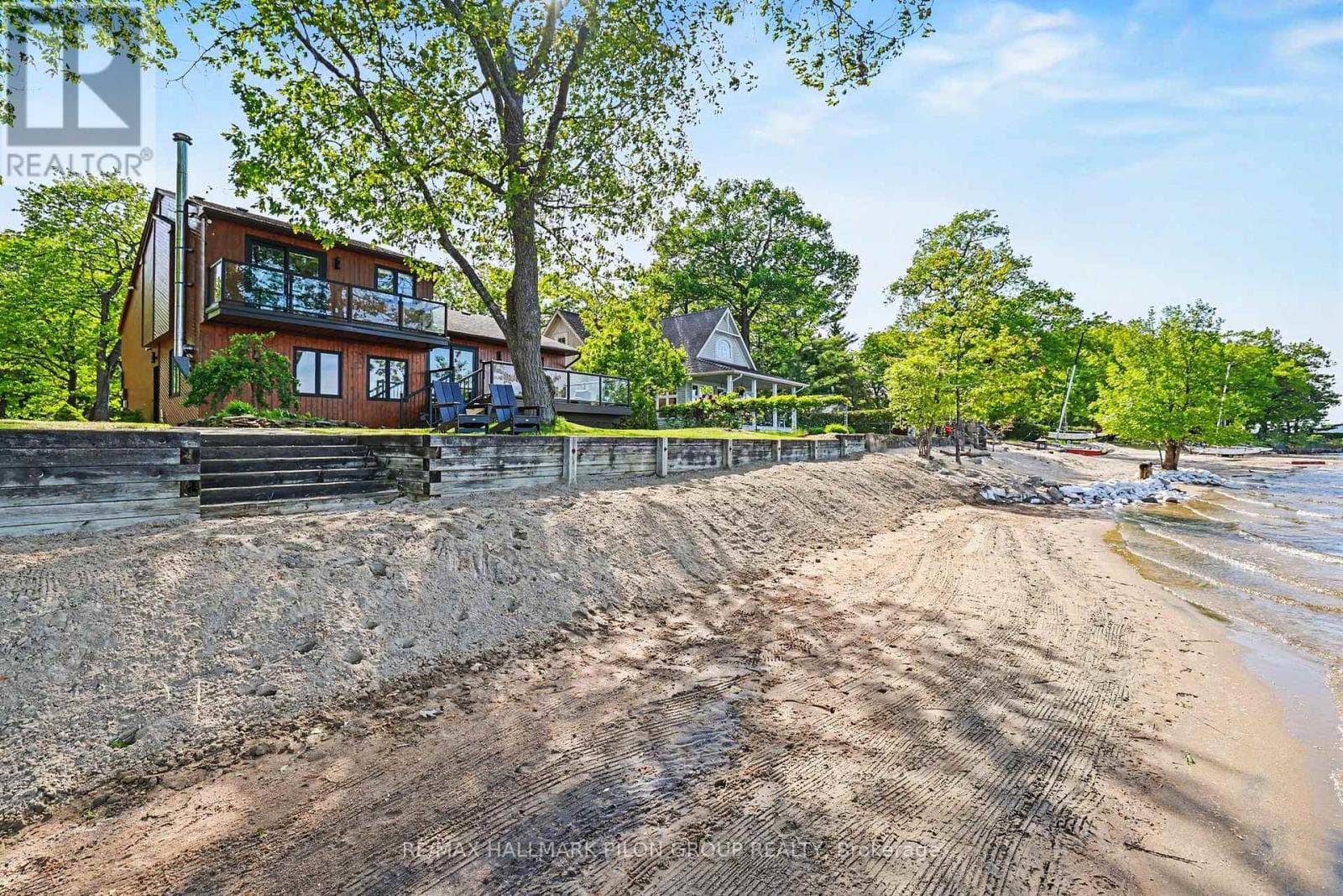 584 BAYVIEW DRIVE in CONSTANCE BAY