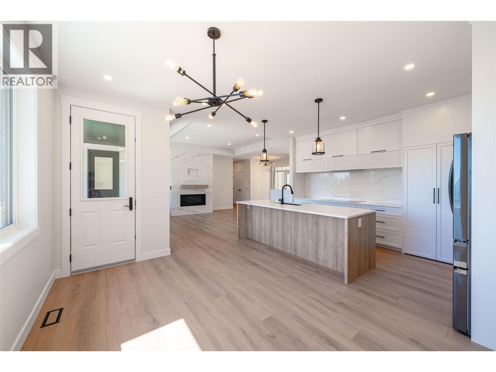 7863 Boulter Road, Interior REALTORS® — photo 4