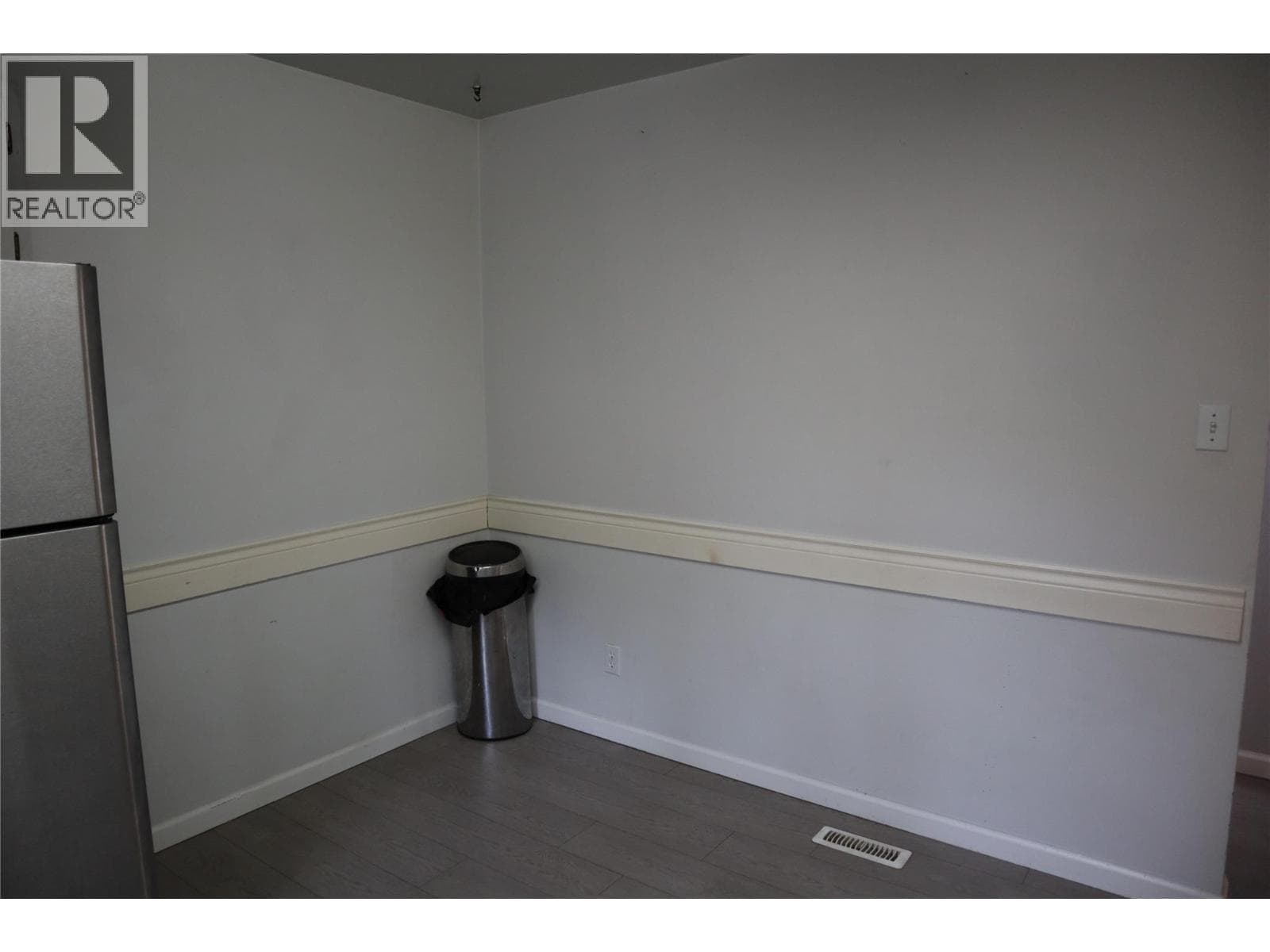 1371 OTTAWA PLAZA, Interior REALTORS® — photo 4