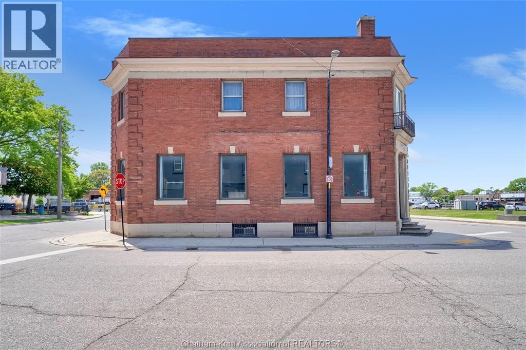 500 Wallace STREET, Chatham Kent — photo 5