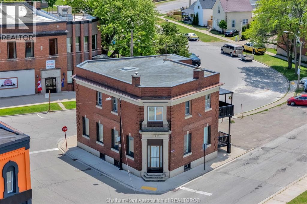 500 Wallace STREET in 
