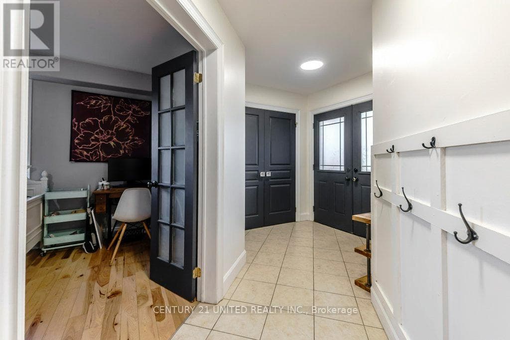 810 HARGROVE TRAIL, Central Lakes — photo 3
