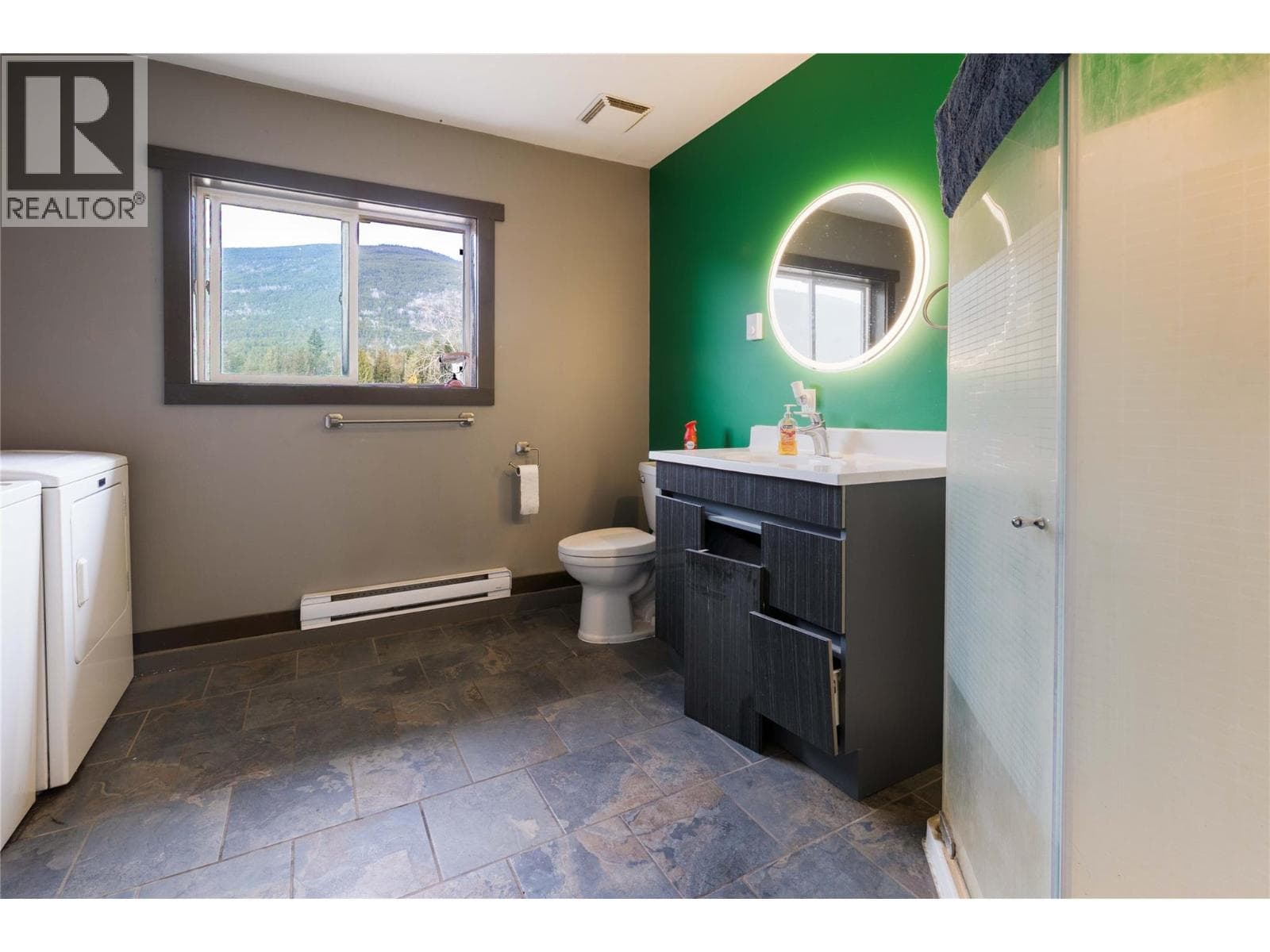 5311 30 Avenue NW, Interior REALTORS® — photo 5