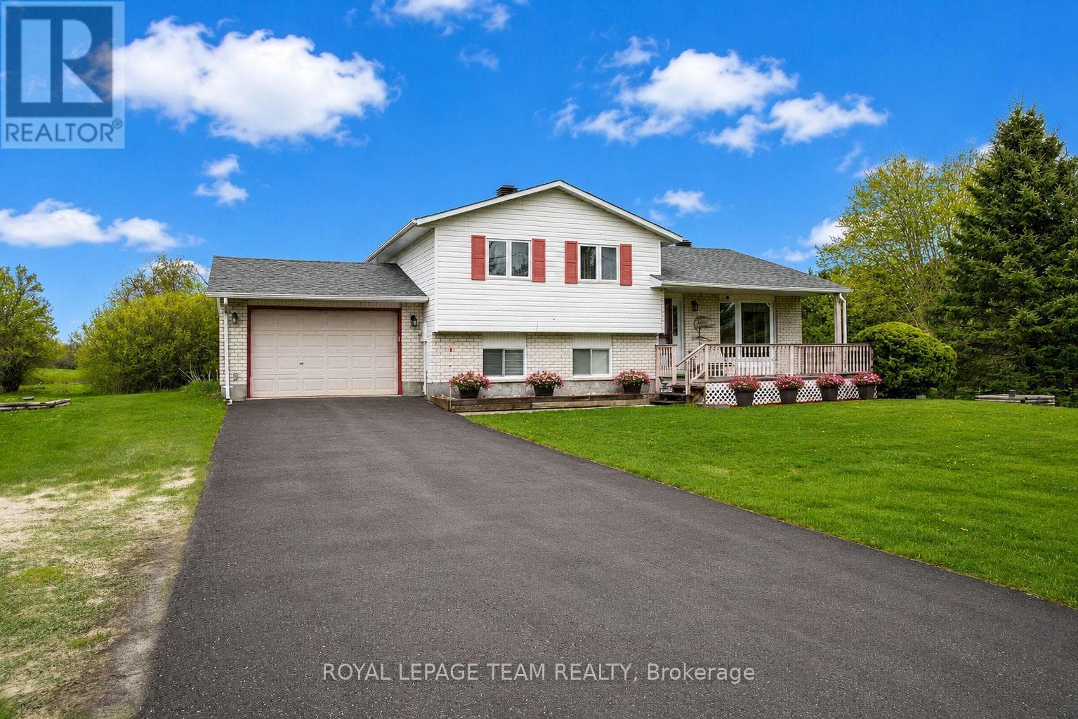 134 TOROK DRIVE, Ottawa — photo 3