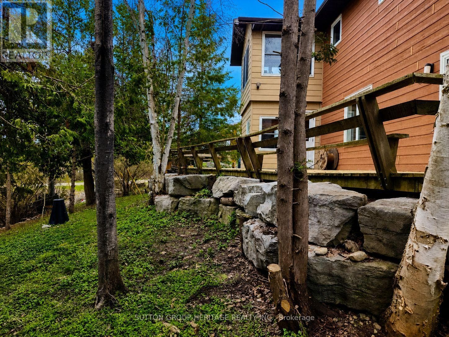 48 CEDARTREE LANE, Toronto — photo 2