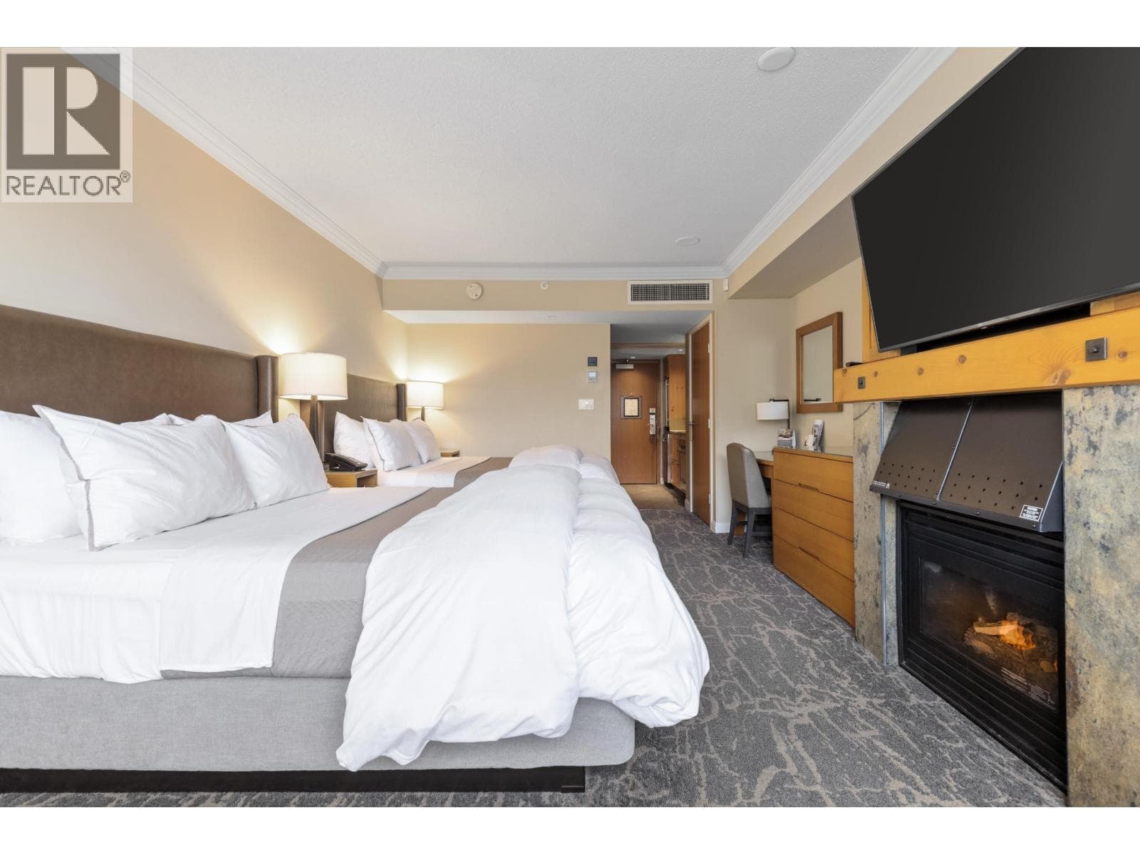 858 4090 WHISTLER WAY, Greater Vancouver — photo 5