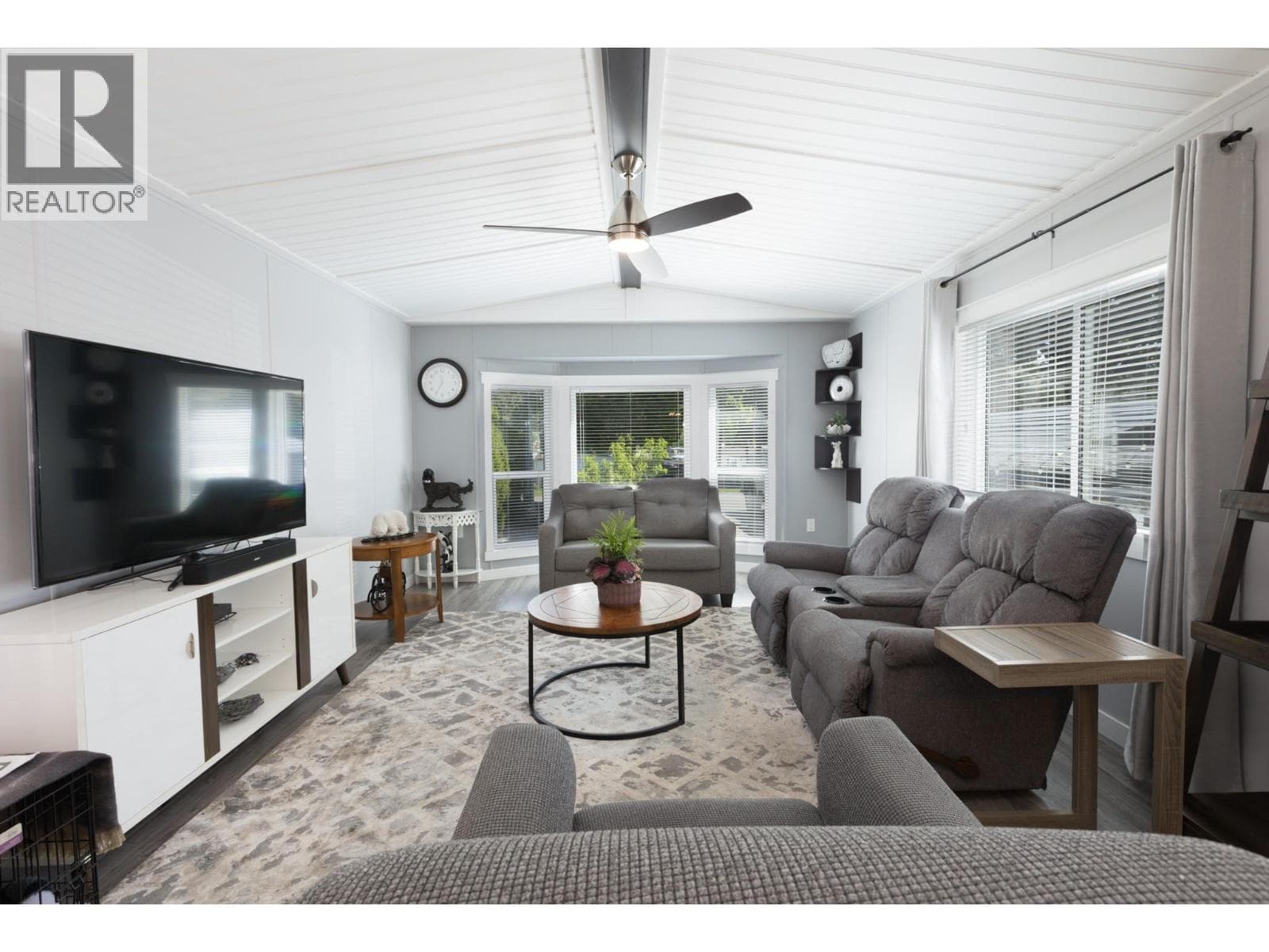 1999 97 S Highway Unit# 285, Interior REALTORS® — photo 4