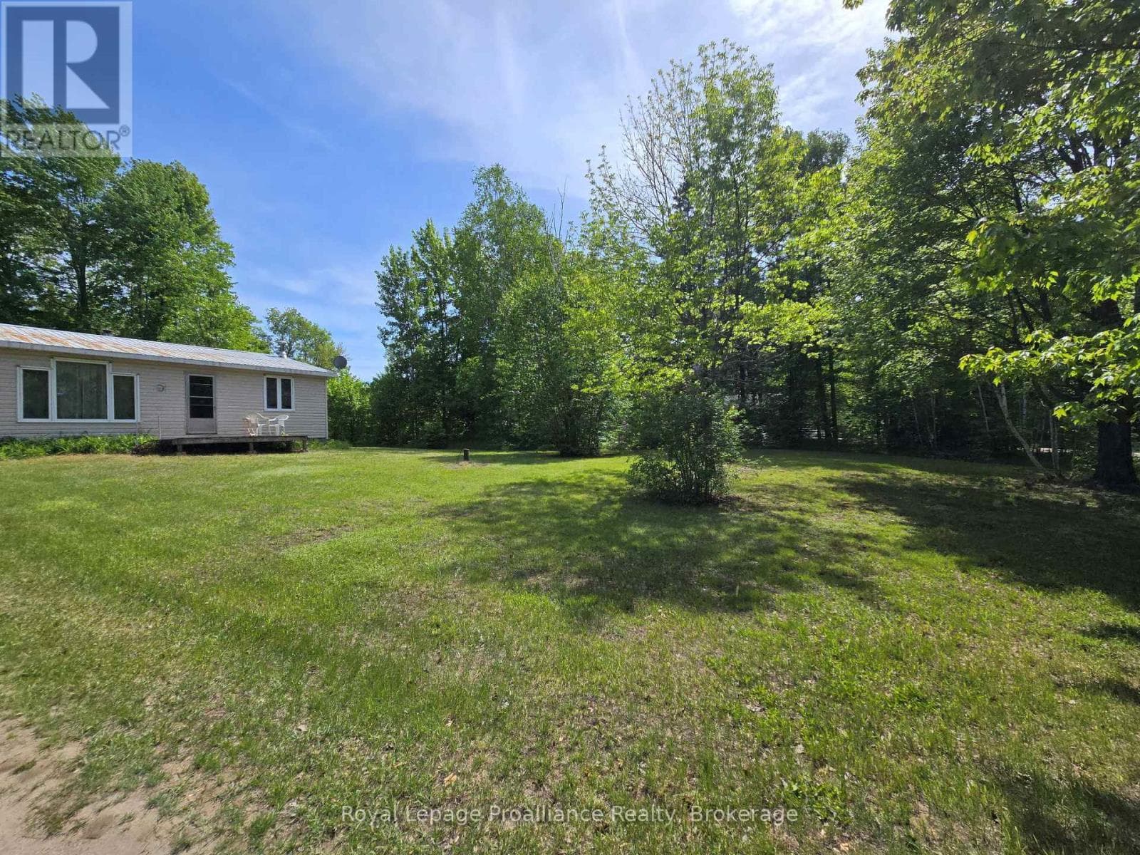 1699 BORDENWOOD ROAD, Central Lakes — photo 4