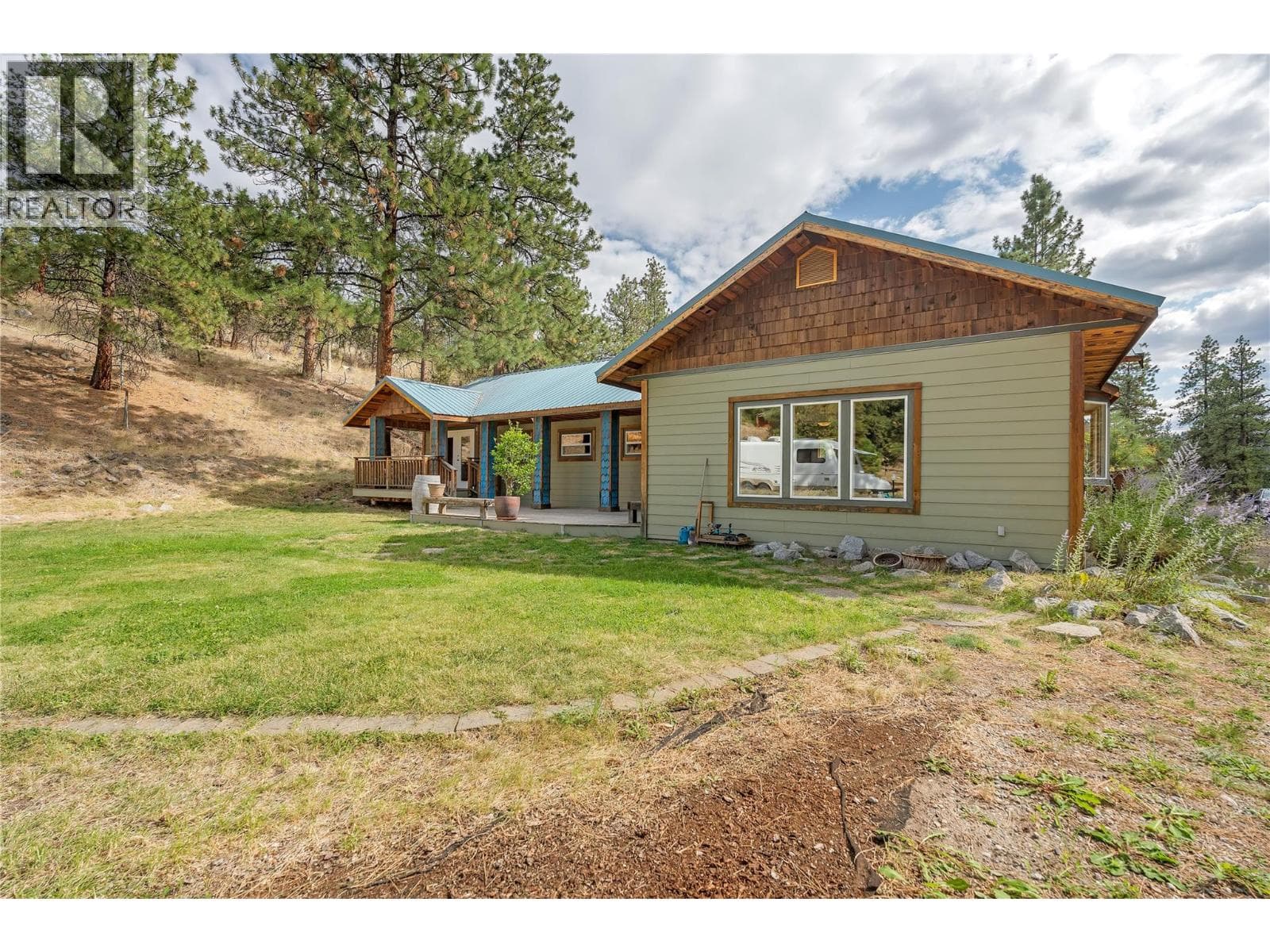 28 DEANS ROAD, Interior REALTORS® — photo 2