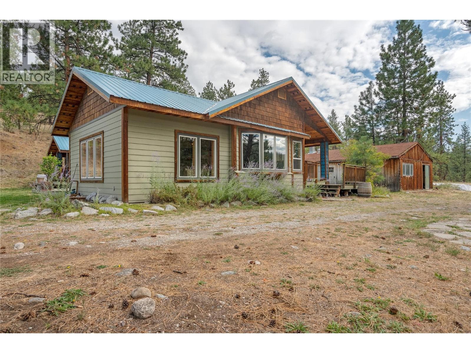 28 DEANS ROAD, Interior REALTORS® — photo 3