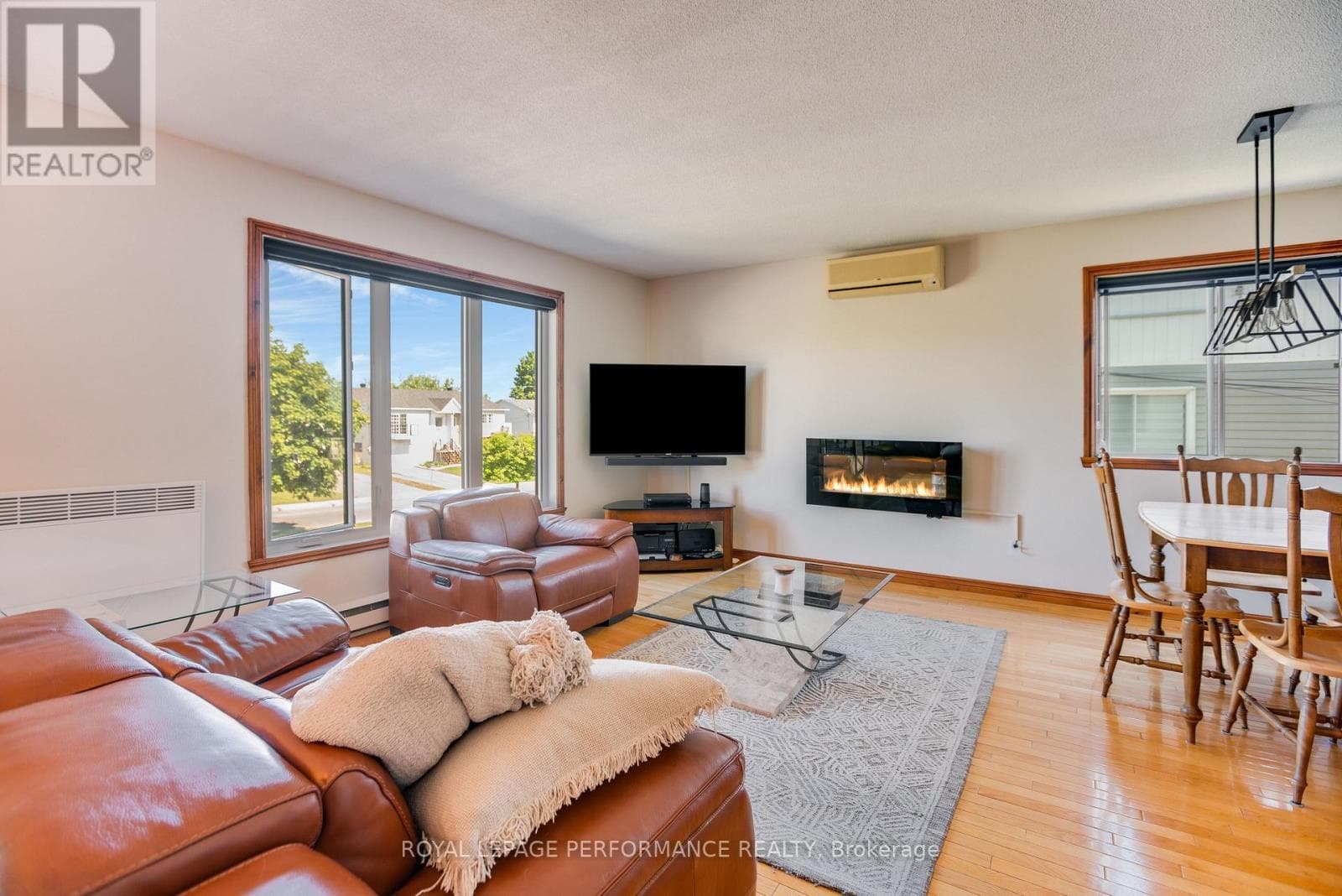 433 TUPPER STREET, Cornwall — photo 3