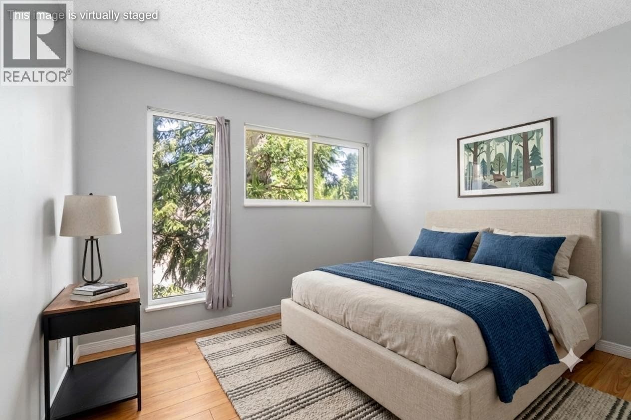 881 PINEBROOK PLAZA, Greater Vancouver — photo 5