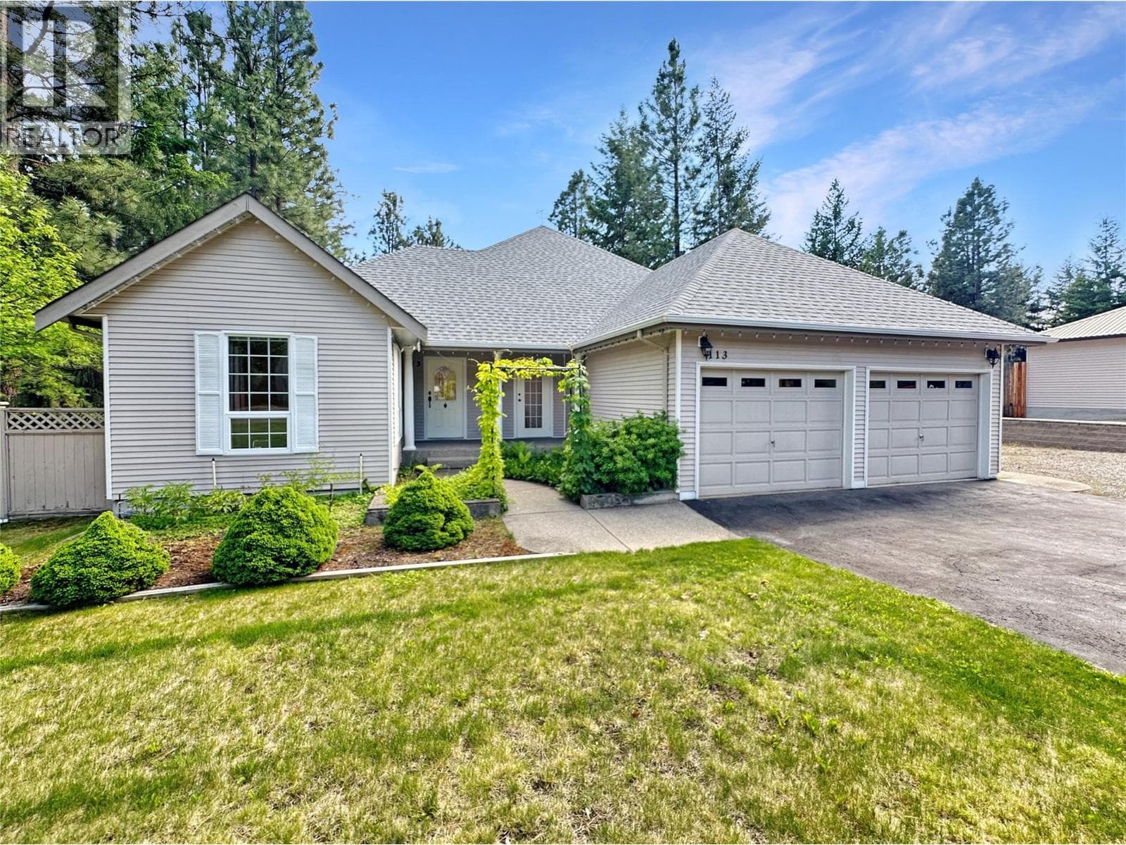 113 Deerview Crescent in 
