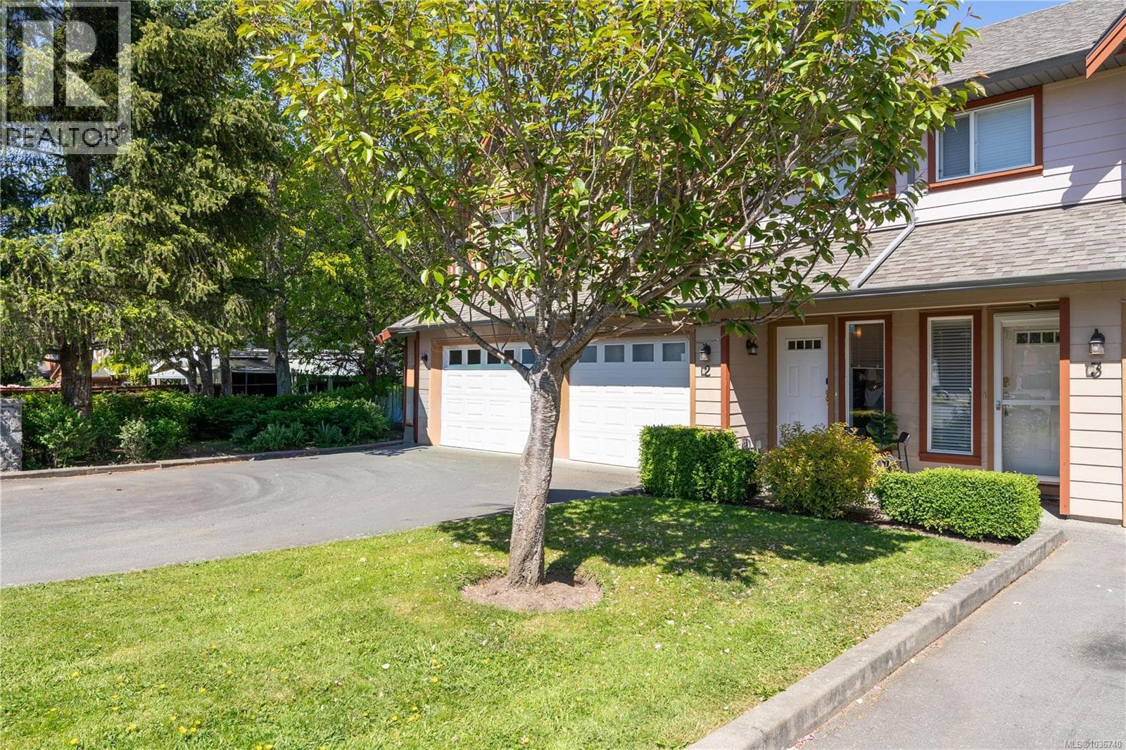 2 172 Belmont Rd, Victoria