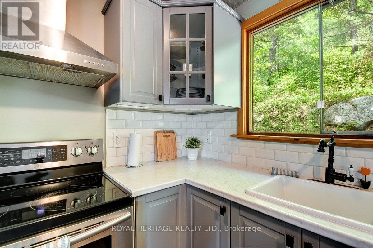 2351 NORTH BAPTISTE LAKE ROAD, Toronto — photo 4