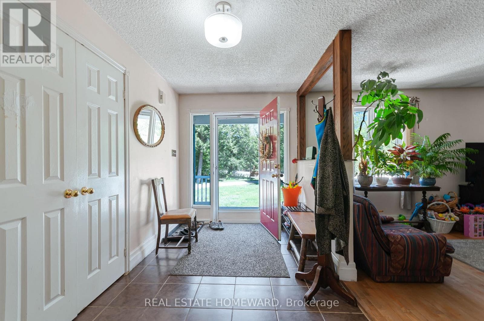 2928 HIGHWAY 118 EAST, Toronto — photo 5
