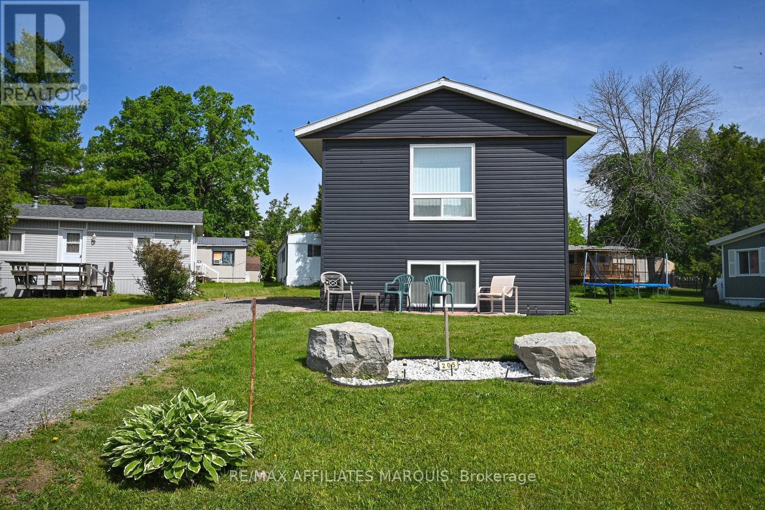 205 - 26 SALMON SIDE ROAD, Ottawa — photo 2