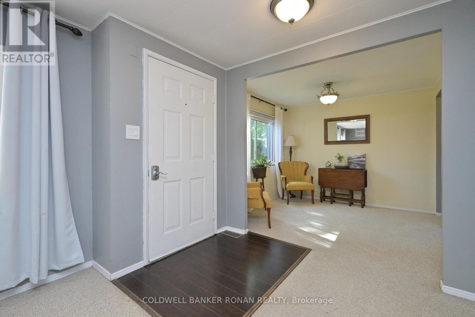 13 HAWTHORNE DRIVE, Toronto — photo 4