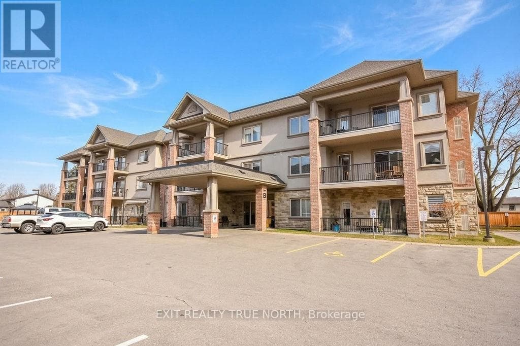 204 - 19B YONGE STREET N in 