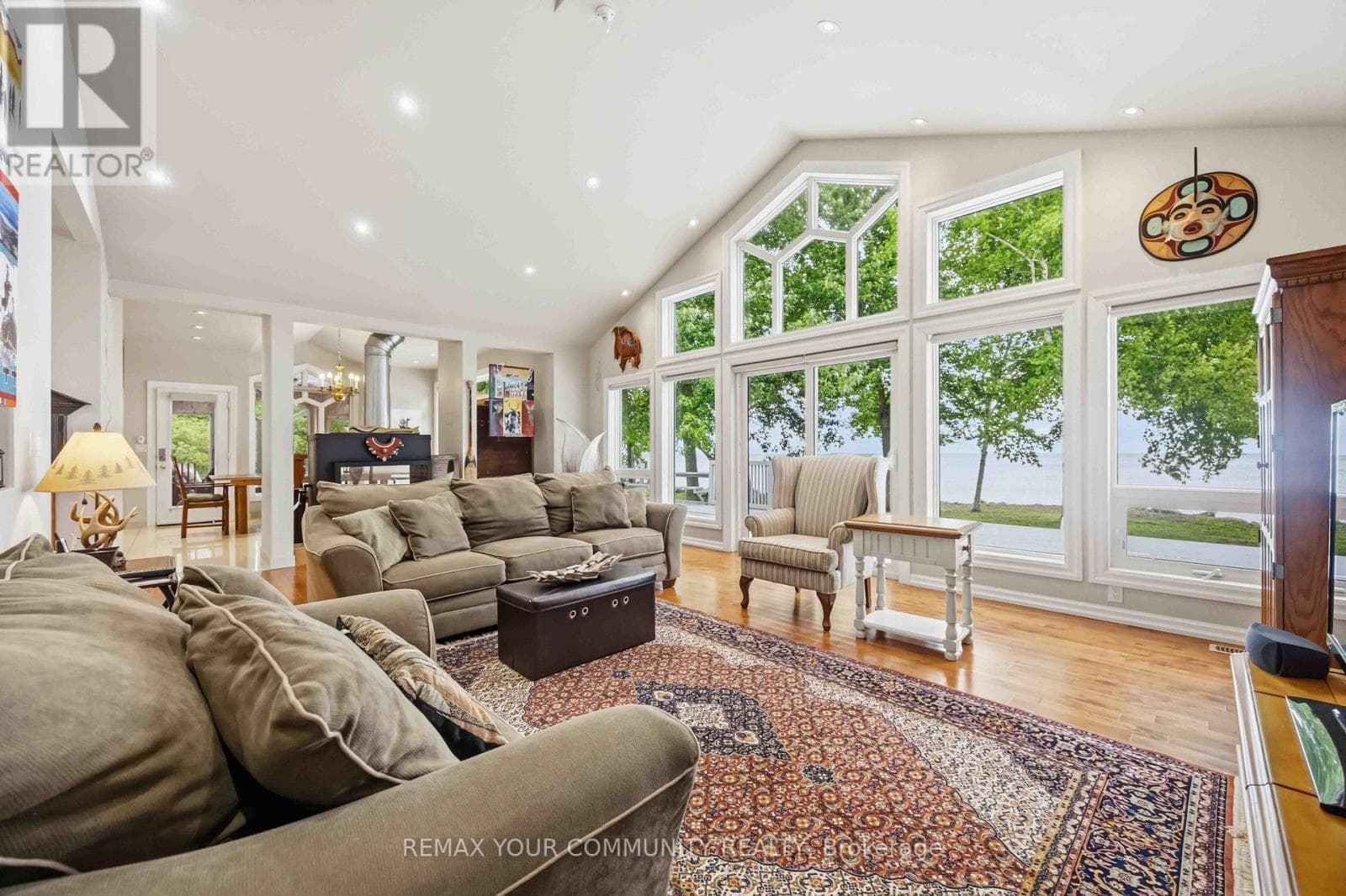 1699 CHIEF JOSEPH SNAKE ROAD in Sutton