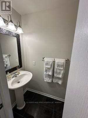11 GREAT OAK PRIVATE, Toronto — photo 4