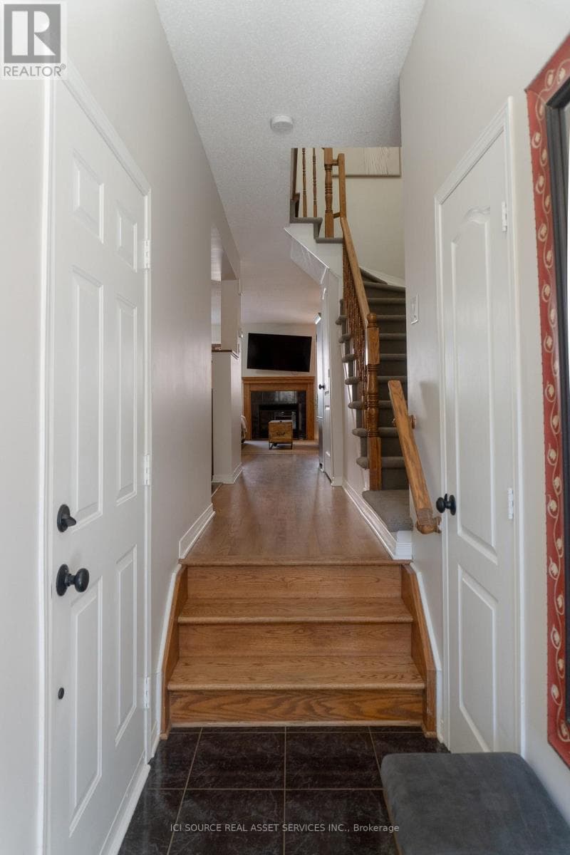 11 GREAT OAK PRIVATE, Toronto — photo 3