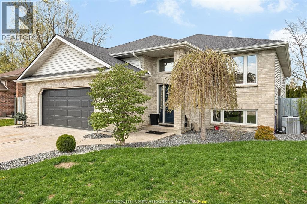 719 HELENA CRESCENT, Windsor — photo 2