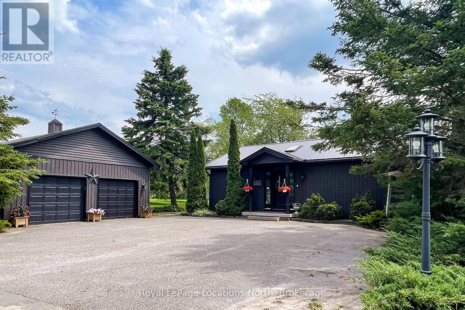 26106 EUPHRASIA ST. VINCENT TOWNLINE in 