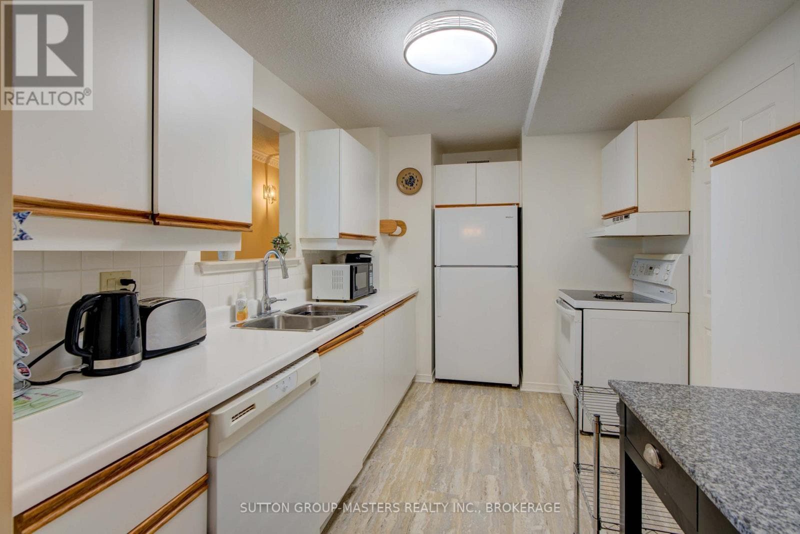 1004 - 257 BATH ROAD, Kingston — photo 3